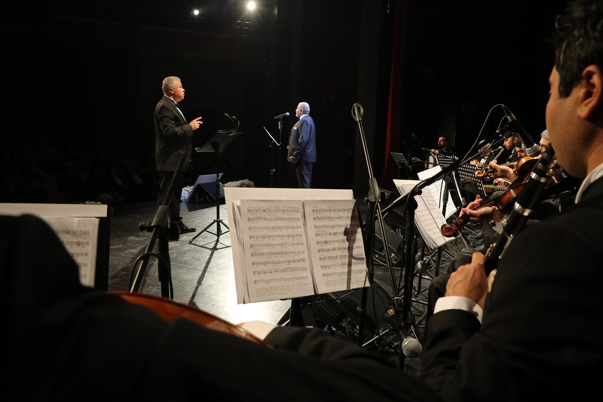 Gazi̇antep Büyükşehi̇r, Ulu Önder’i̇ Sevdi̇ği̇ Şarkilarla Andi (5)