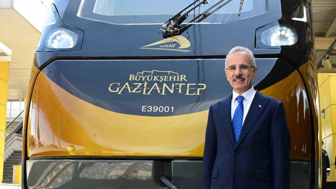 Milli Banliyö Tren Seti Projesi Kapsamında Üretilen Dördüncü Tren Seti Gaziantep Büyükşehir Belediyesi’ne Ulaştı