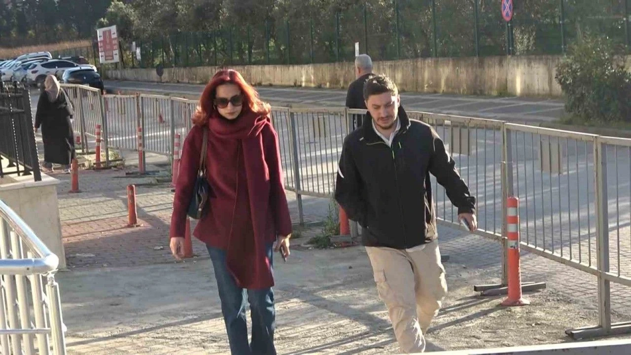 Gullunun Oglu Savciya Musteki Olarak Ifade Verdi Atacagim Camdan Atlayacak Misin Camdan Kelimelerini Ablam Tugyan Soyluyor