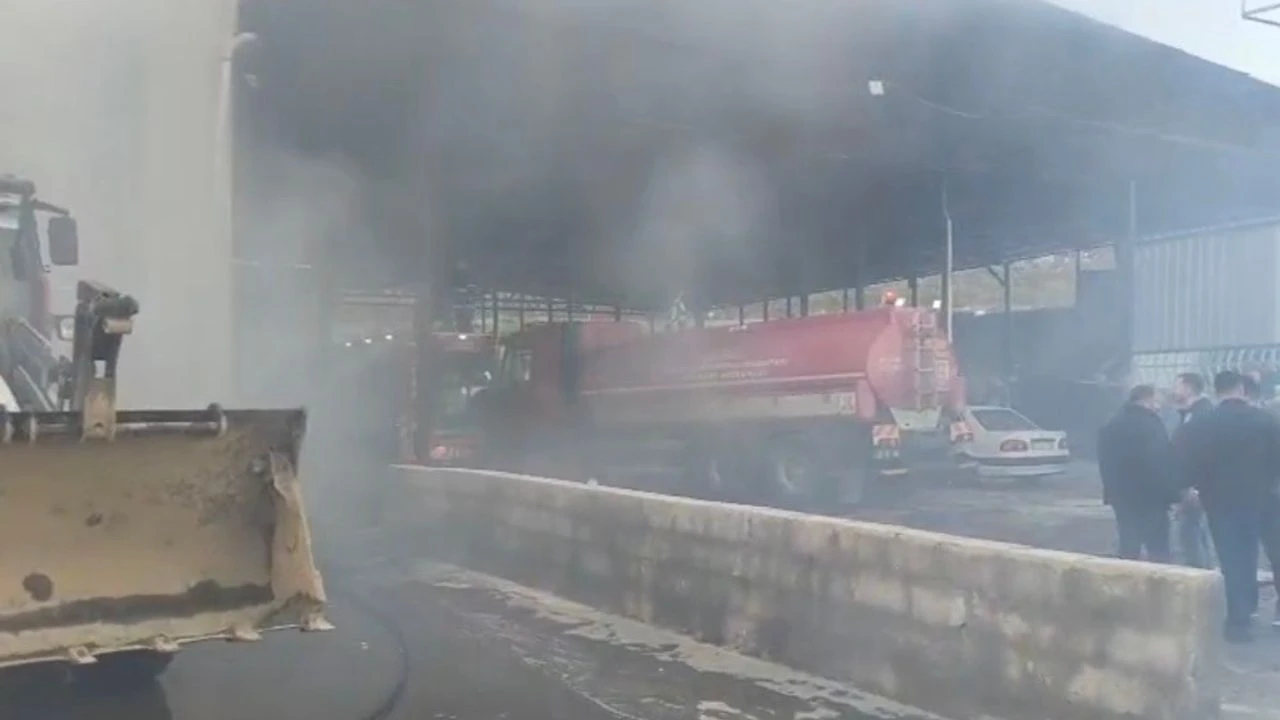 Gaziantepte Biber Fabrikasinda Korkutan Yangin