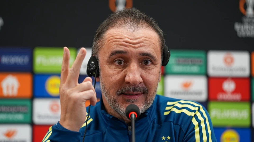 Vitor Pereira Bu Fenerbahceyi Benim Basinda Oldugum Takimla Karsilastiramam Dzk2