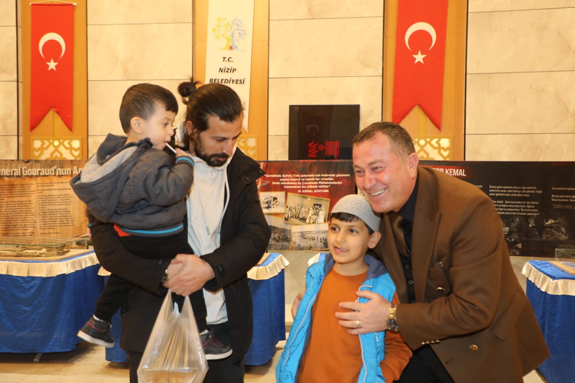 A400565B A413 4D0A A3B0 01078D9Dfd89