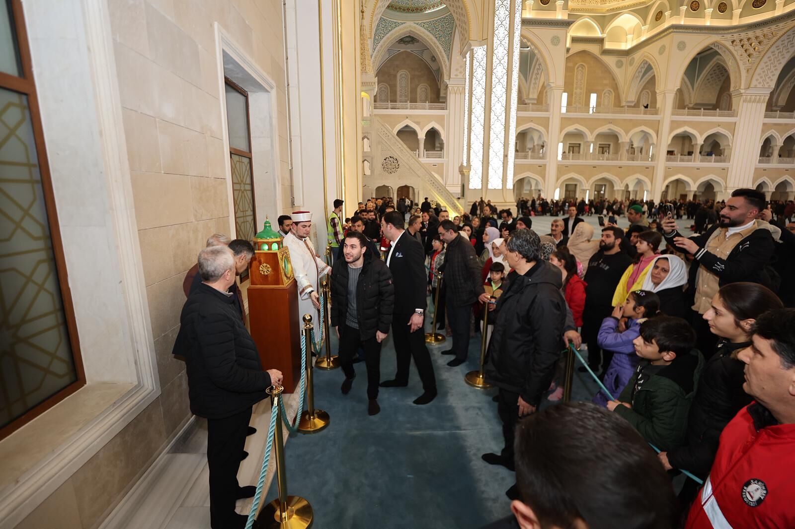 Kadir Gecesi Millet Cami (1)