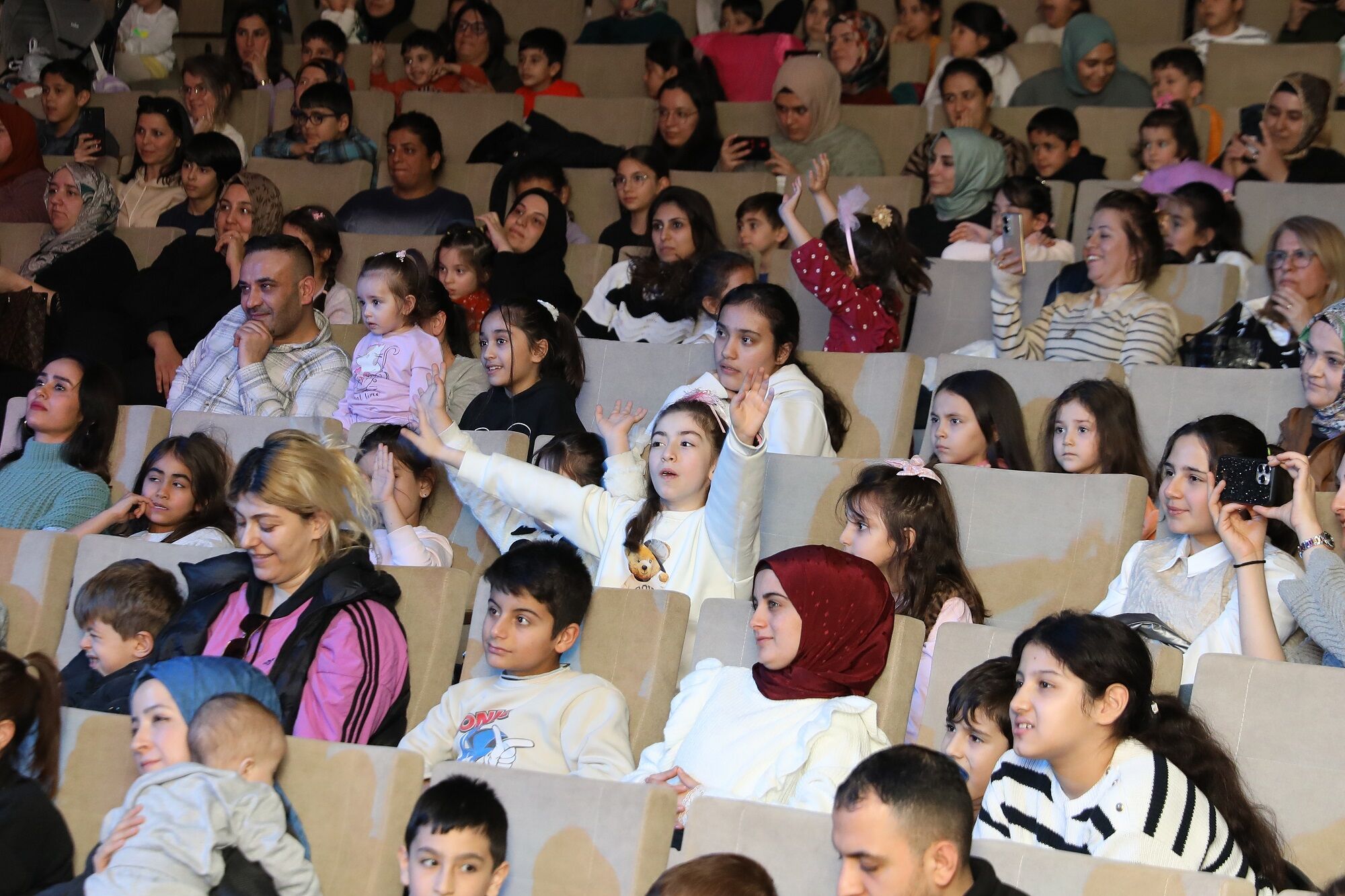 Gazi̇antep’te 3’Üncü Çocuk Ti̇yatrolari Şenli̇ği̇ Başliyor (5)