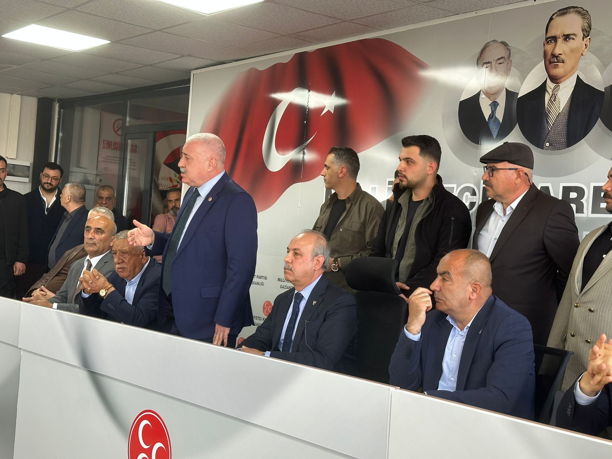 Milletvekili TBMM İdare Amiri Sermet Atay’dan MHP Gaziantep İl Başkanı Kılıç’a hayırlı olsun ziyareti