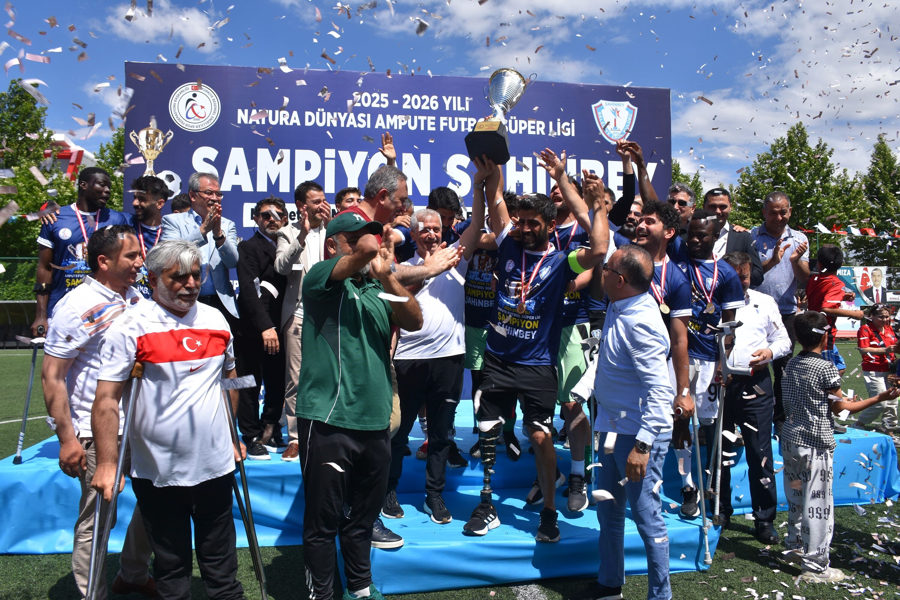 Şampiyon Şahinbey (1)
