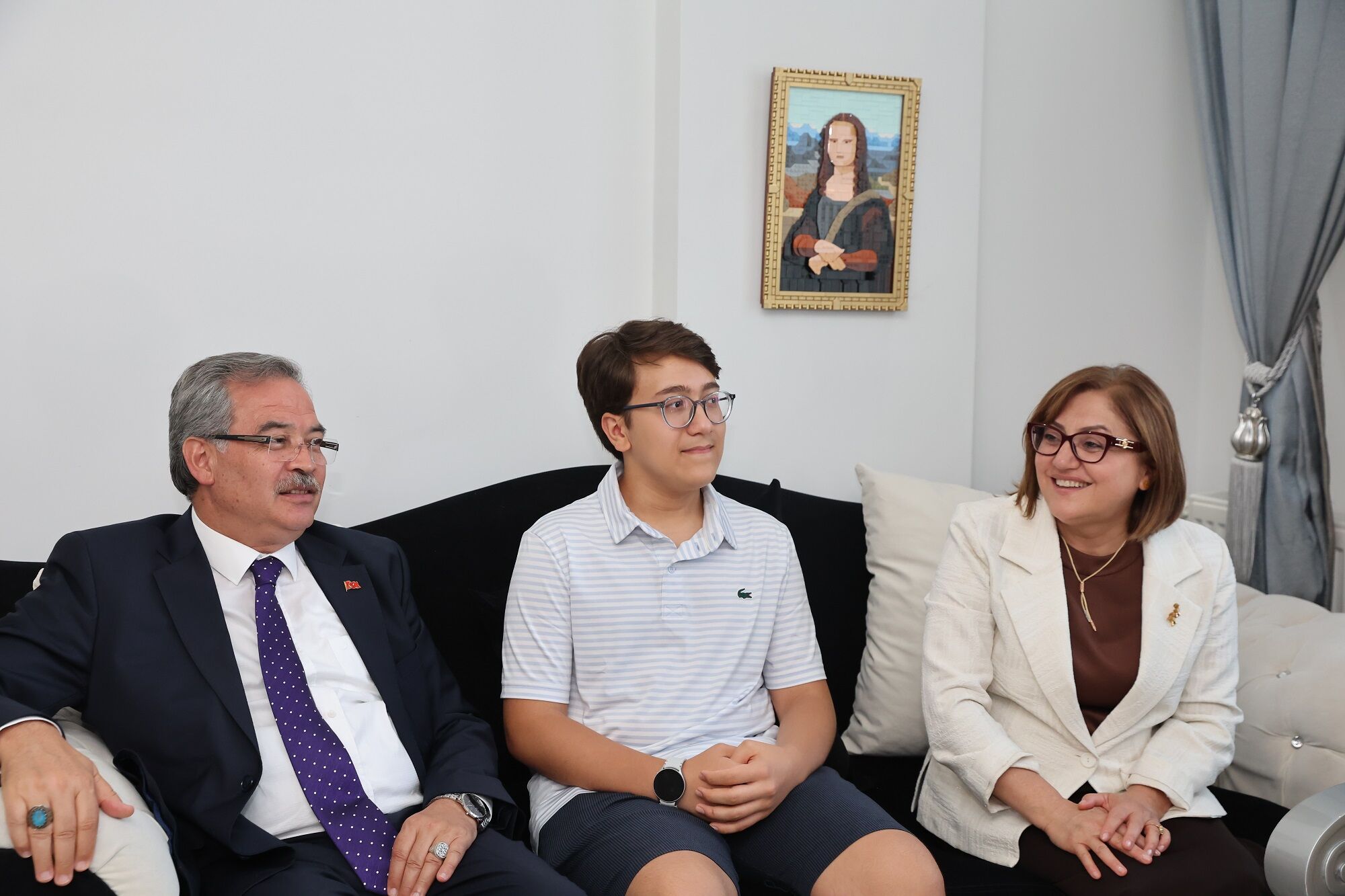 Başkan Fatma Şahi̇n’den Lgs Şampi̇yonlarina Tam Altin Ödülü (1)-1