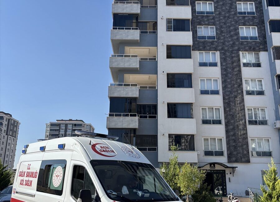 Gaziantepte Asansore Sikisan 66 Yasindaki Kadin Hayatini Kaybetti 7Beddd730043 900X650