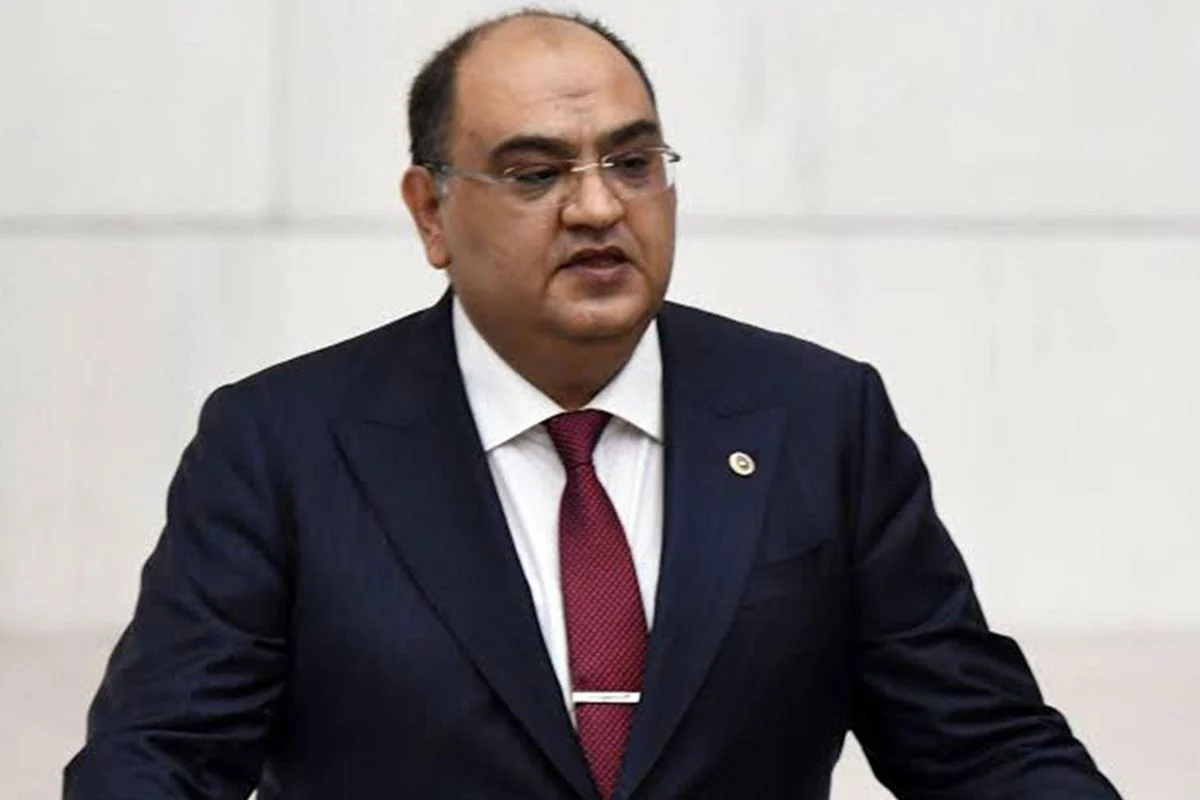 Sinan Burhandan Siyaset Koridorlarini Sallayacak 20017550 1613 Amp