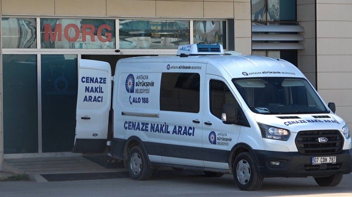 A W813447 04