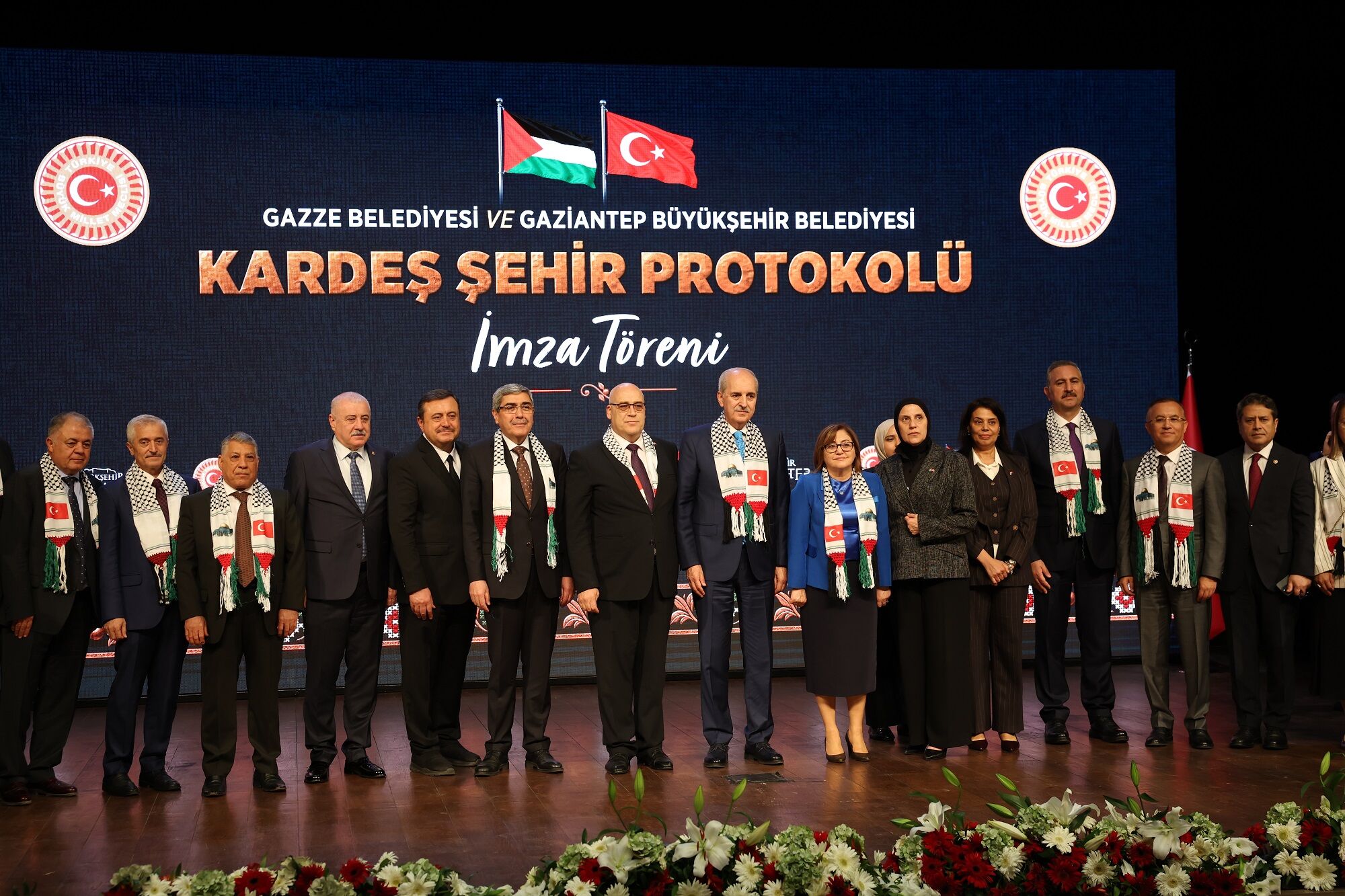Gazi̇antep İle Gazze Arasinda Kardeş Şehi̇r Protokolü İmzalandi (1)