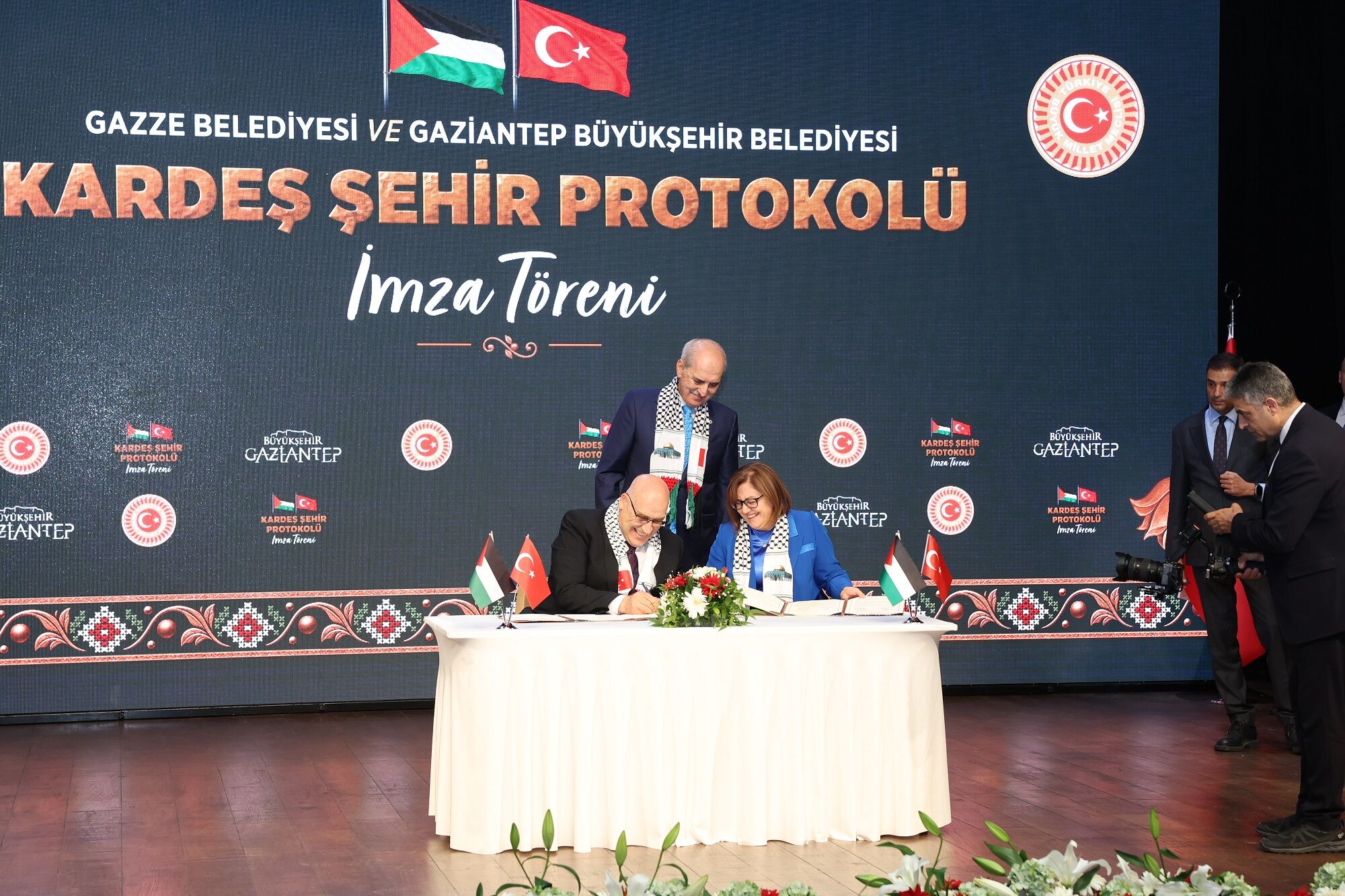 Gazi̇antep İle Gazze Arasinda Kardeş Şehi̇r Protokolü İmzalandi (7)