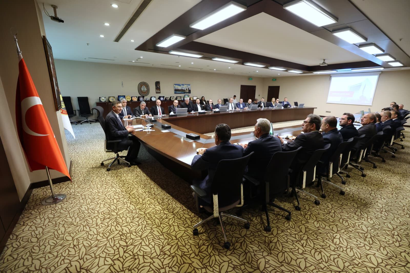 Gso’da Meslek Komi̇te Başkanlariyla Yeni̇ Dönem İsti̇şare Toplantisi 3